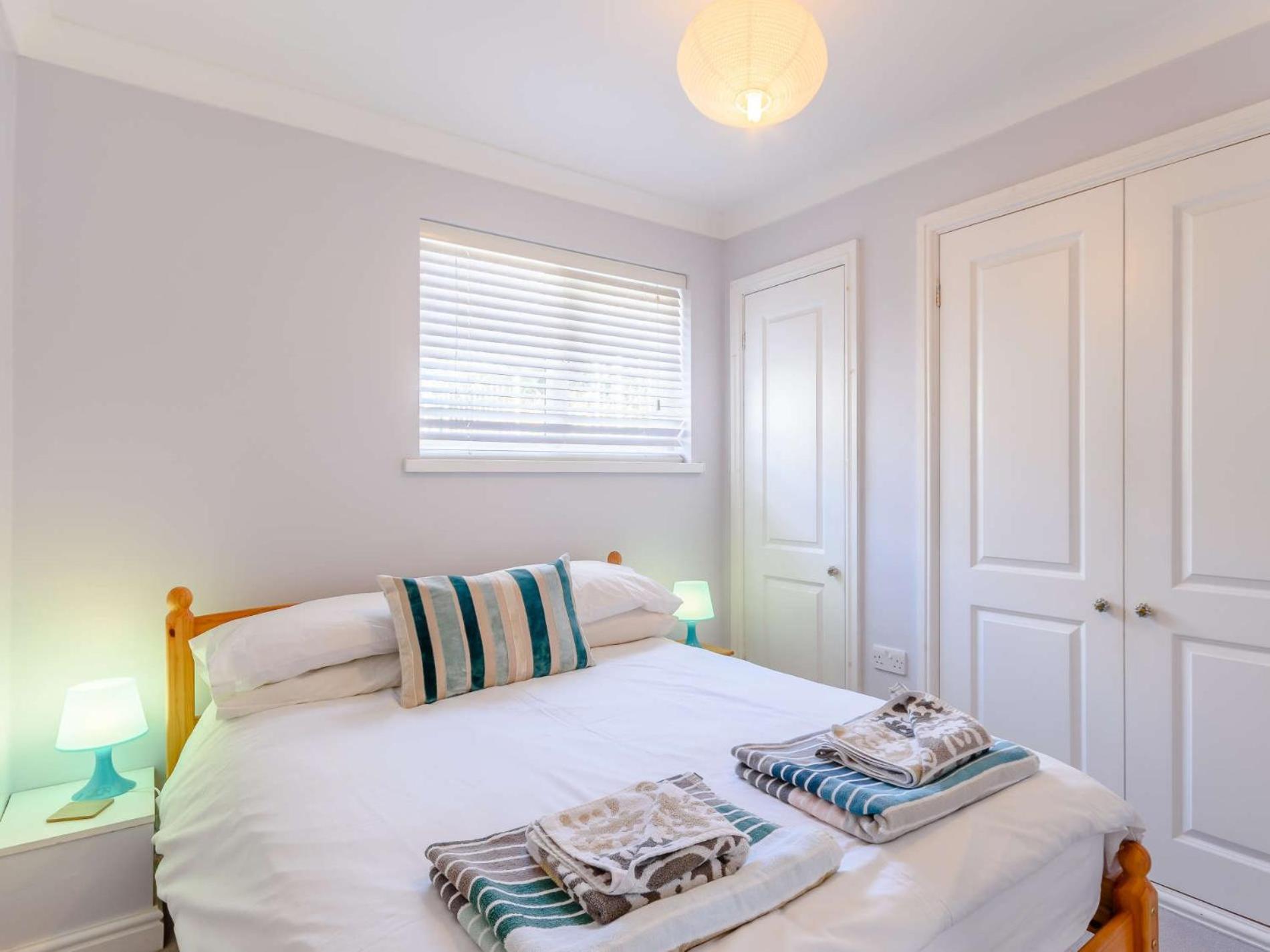 4 Bed In Tenby Fb003 Exterior foto